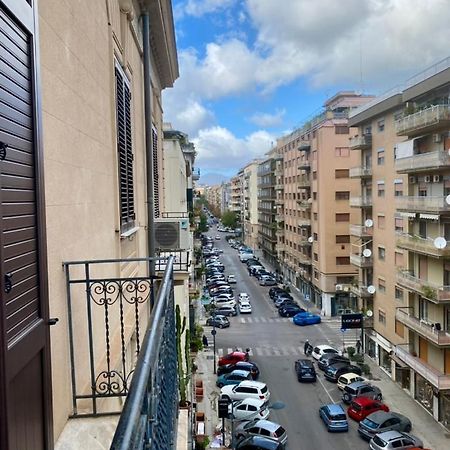 Апартаменты Urban Poet Retreat - Casa Di Vincenzo E Andrea 2 Палермо Экстерьер фото