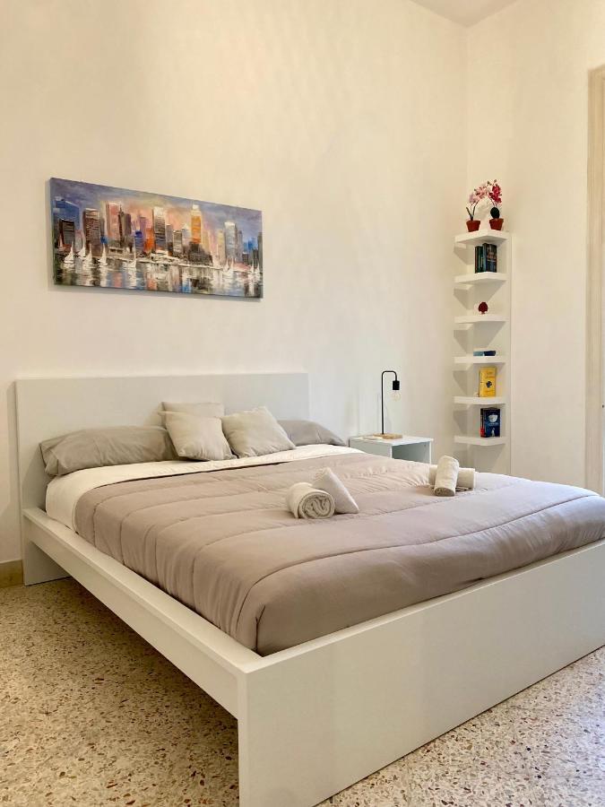Апартаменты Urban Poet Retreat - Casa Di Vincenzo E Andrea 2 Палермо Экстерьер фото