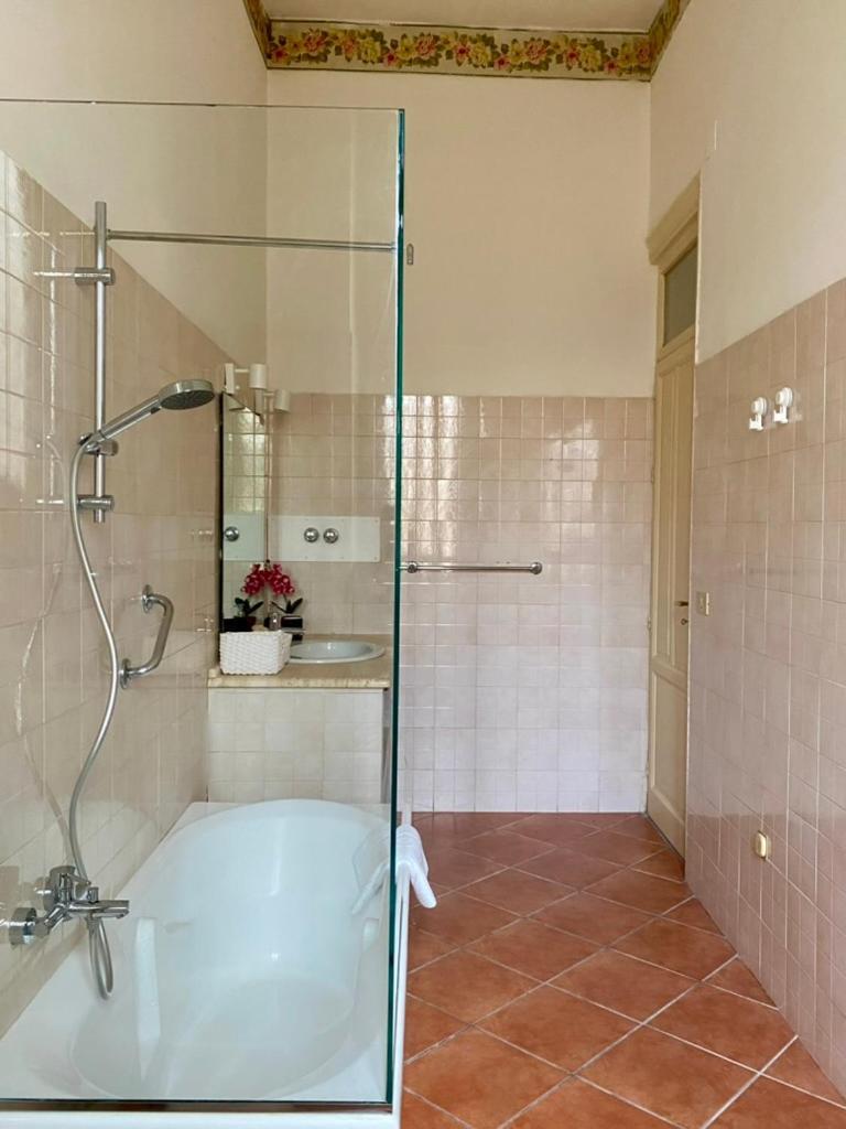 Апартаменты Urban Poet Retreat - Casa Di Vincenzo E Andrea 2 Палермо Экстерьер фото
